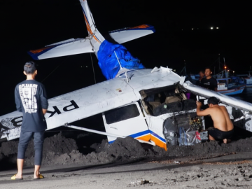 Pesawat Jatuh Di Banyuwangi